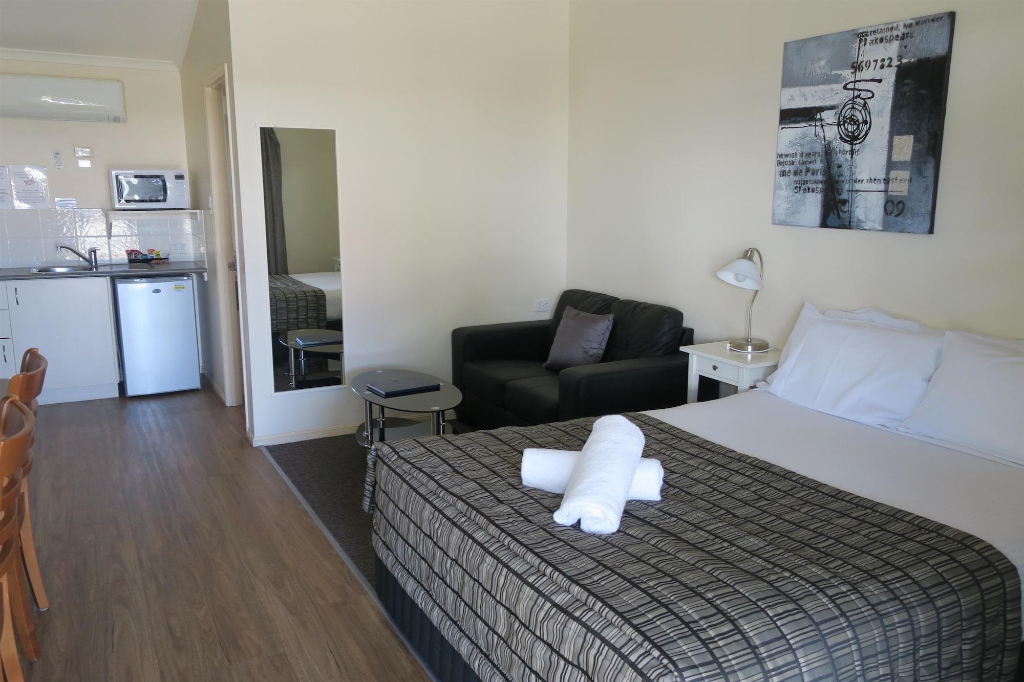 Caboolture Central Motor Inn, Sure Stay Collection By BW Exterior foto